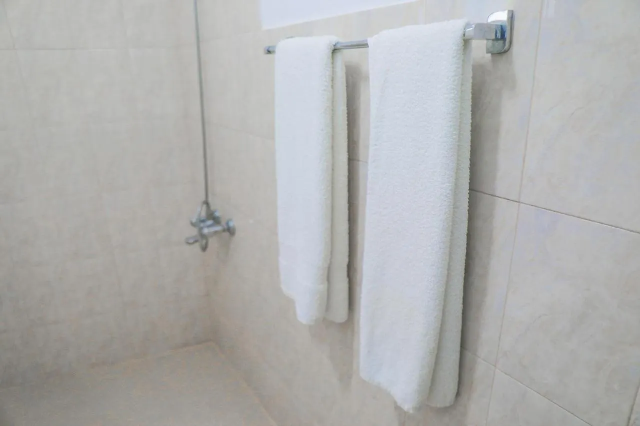 The Garden Gate Resort & Apartments No 01 니곰보 0*,  스리랑카