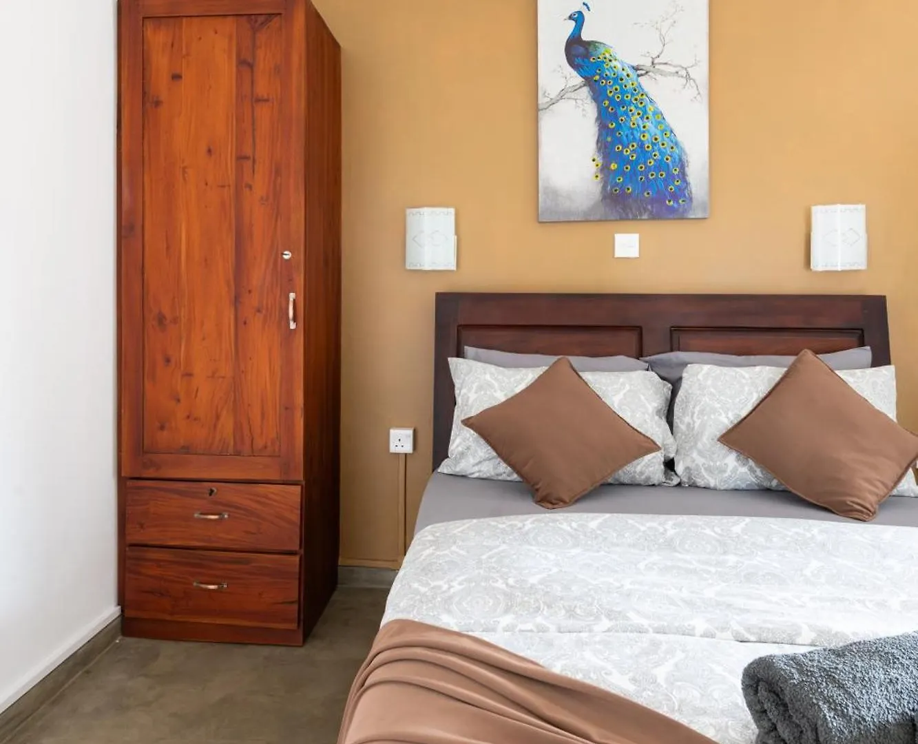 The Garden Gate Resort & Apartments No 01 니곰보